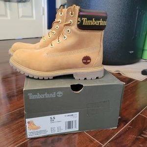 Timberland Premium 6 inch waterproof boots Wheat Nubuck Logo Women size 5.5